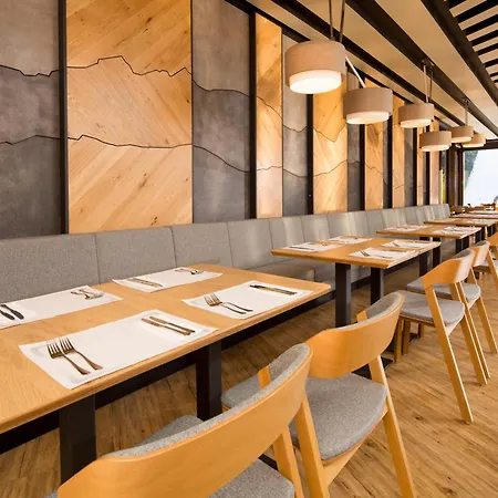 Hotel Orea Horal